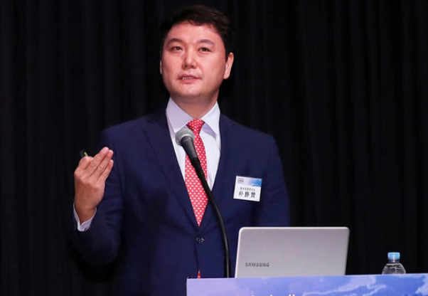 <b>无极县4路车线路图韩国经济学者朴胜赞：“中国</b>