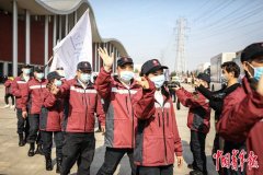 <b>无极4荣耀总代理武汉：“最高礼遇”送别医疗队</b>