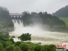 <b>桂林市漓江水库群无极4荣耀主管今年第三次开启</b>