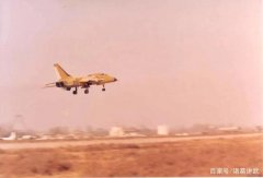 <b>巴铁要买“飞豹”战机？无极4平台靠谱吗？印度</b>