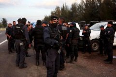 <b>墨西哥武装分子袭击无极4测速现场平民造成15人</b>