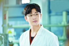 <b>《湾区儿女》无极4平台总代理主演孙坚：最难忘</b>
