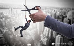<b>综述：无极加速器疫情下英国零售业裁员浪潮继</b>