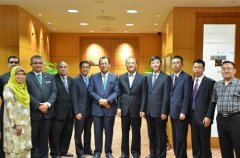 <b>迟迟未到校 无极荣耀平台一起娱乐马来西亚一华</b>