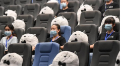 <b>华夏电影发放无极4荣耀总代联系方式400万张免费</b>
