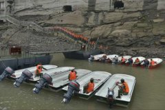 <b>一场教科书式的救援：无极4荣耀主管这个溺水者</b>