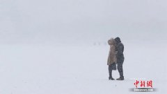 <b>人这一辈子，无极4荣耀怎么注册代理一定要去一</b>