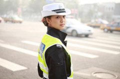 <b>北京社区交警：无极4荣耀怎么注册代理不是路上</b>
