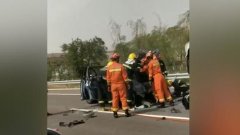 <b>京藏高速宁夏关马湖段4死3伤交通事故原因公布无</b>