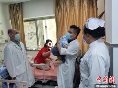 <b>三岁女童突发脑出血无极4荣耀总代联系方式一场</b>