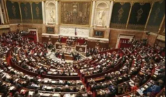 <b>法国议会通过新防疫法案 无极荣耀官网筘健康通</b>