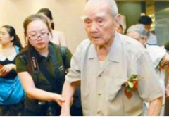 <b>86岁台湾老兵回大陆寻母无极4平台官网，15岁偷偷</b>