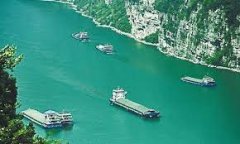<b>《精灵旅社4》夺冠“清明档” 无极4平台代理两</b>