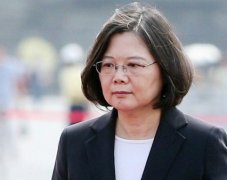 <b>无极4登录岛内有人提议，用“两岸统合”取代“</b>