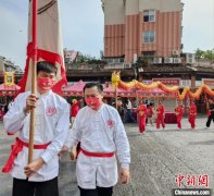 <b>无极荣耀4好不好福建漳州文化圩日迎新春</b>