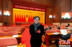 <b>什么是无极荣耀天津市政协委员王宏伟：用品牌</b>