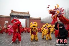 <b>无极4平台网址（新春走基层）辽宁沈阳：古城腾</b>