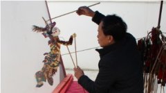 无极4总代理抽水中国皮影戏40载“守”艺人：光