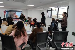 <b>助力跨境电商发展 无极4荣耀侨乡石狮力引海内外</b>